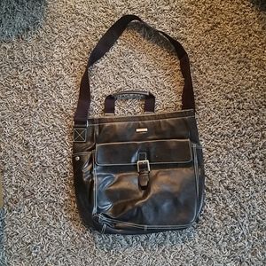 Kenneth Cole Reaction crossbody Messenger bag